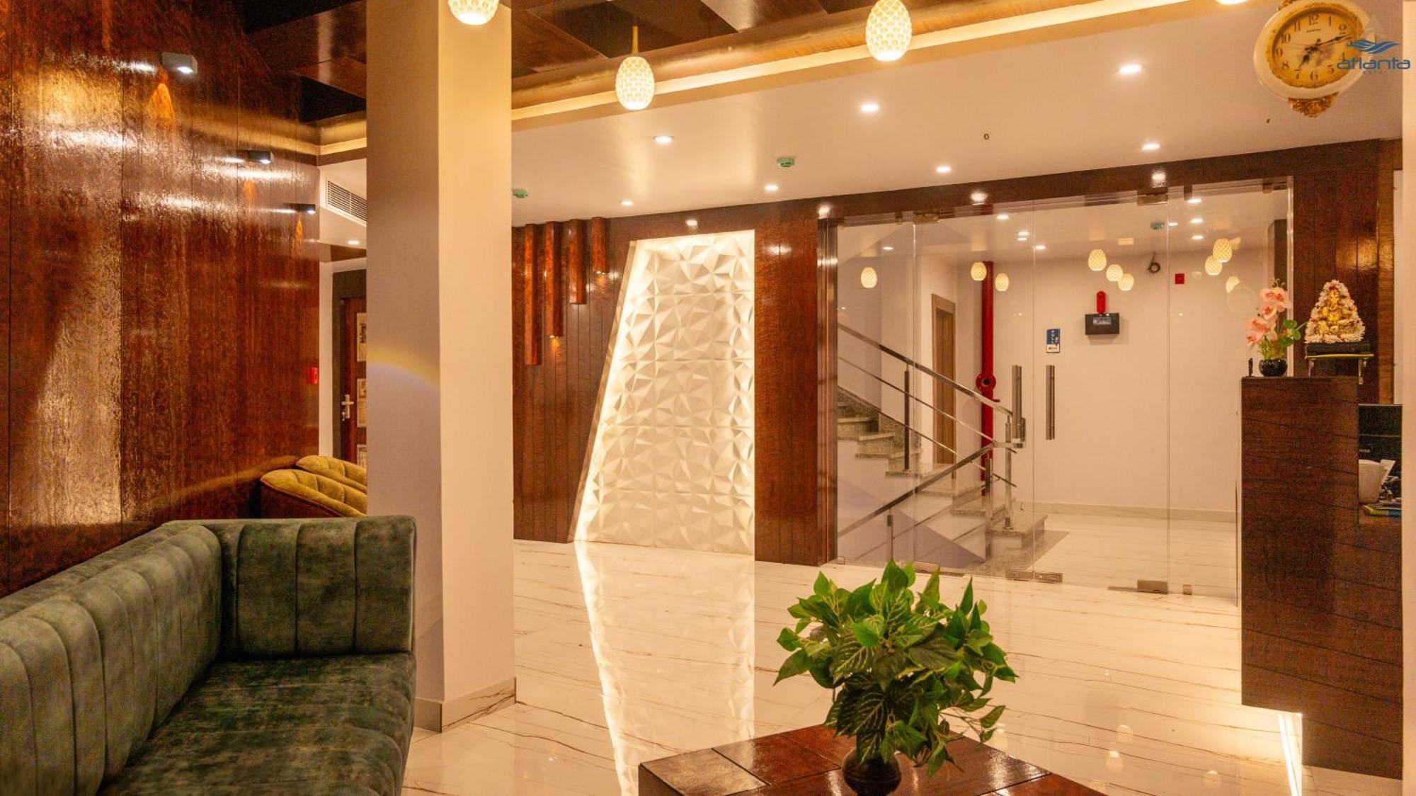 Hotel Atlanta - A Seaview Hotel ميناء بلير المظهر الخارجي الصورة