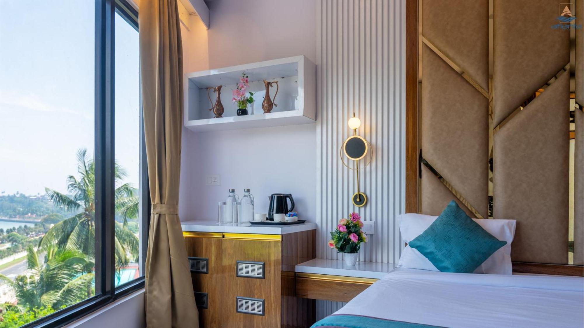 Hotel Atlanta - A Seaview Hotel ميناء بلير المظهر الخارجي الصورة